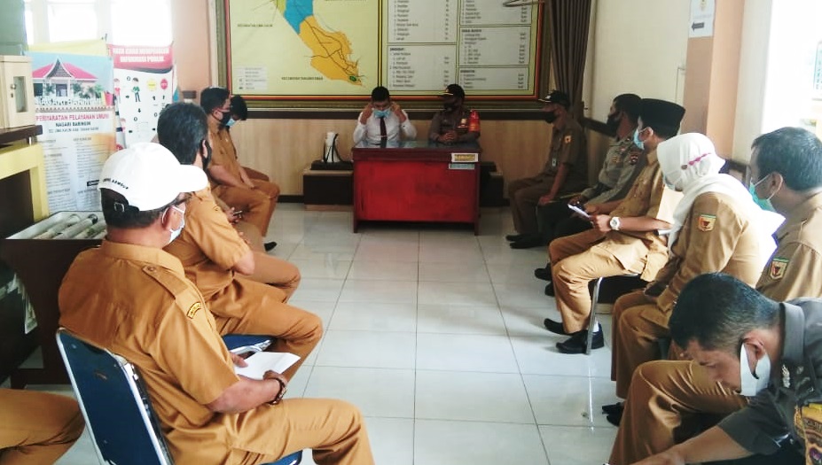 APEL PAGI BERSAMA KAPOLSEK LIMA KAUM