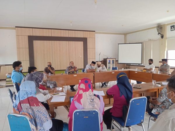 PELAKSANAAN VAKSIN UNTUK WARGA NAGARI BARINGIN